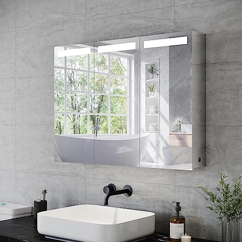 SONNI Spiegelschrank Bad mit Beleuchtung 65 x 90 cm IP44 Dreitüriger Edelstahl Badezimmer LED Spiegelschrank mit Kippschalter und Steckdose